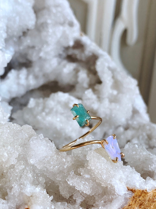 Grandidierite + Opal Ring